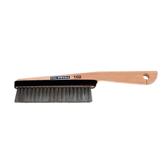 Anti-static brush STAC102