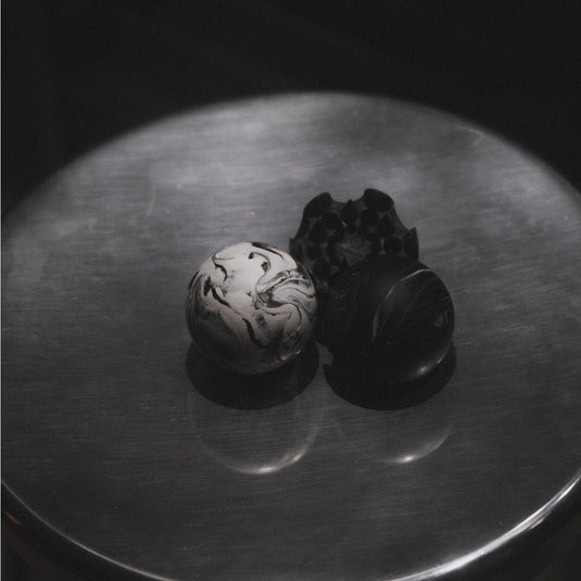 O Relaxation Ball – Available in 2 Colors