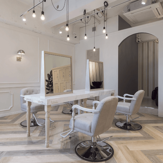 Shabby Chic Styling Chair Chalon (2 colors + 8 base options)