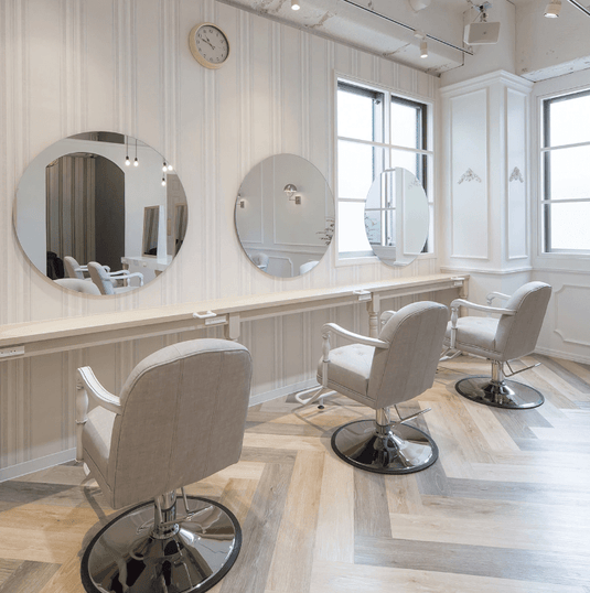 Shabby Chic Styling Chair Chalon (2 colors + 8 base options)