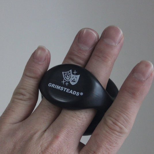 GRIMSTEADS Fade Brush