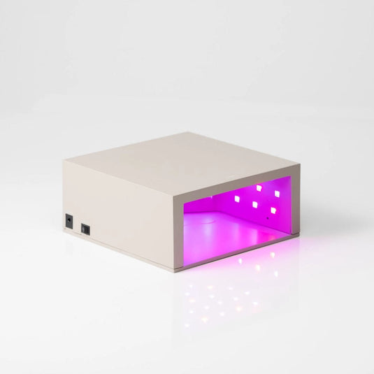 OUI Nails Nail Light with Beauty Function