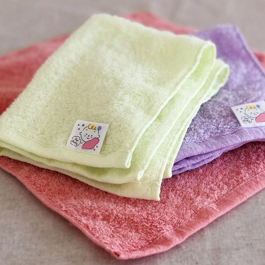 Baby Towel (32 x 32 cm) (Recommended by the Japan Atopic Dermatitis Association) [Available in 3 colors]