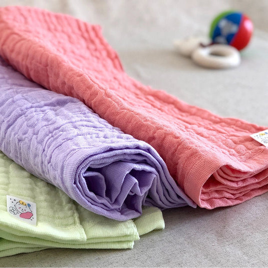 Baby Swaddle Towel (90 x 90 cm) (Recommended by the Japan Atopic Dermatitis Association) [Available in 3 Colors]