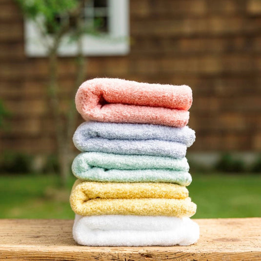 Smile-Face Towel (30 x 85 cm) [Recommended by the Japan Atopic Dermatitis Association] [Available in 5 colors]