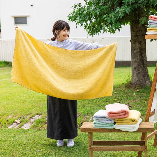 Smile-Friendly Bath Towel (65 x 130 cm) [Recommended by the Japan Atopic Dermatitis Association] [Available in 5 colors]